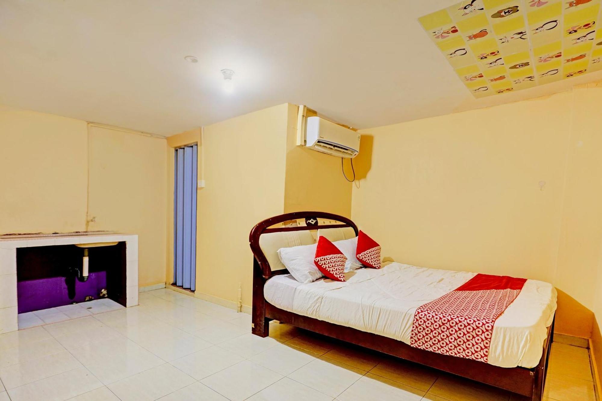 Oyo 92334 Abi Manyu Syariah Hotel นาโกยา ภายนอก รูปภาพ