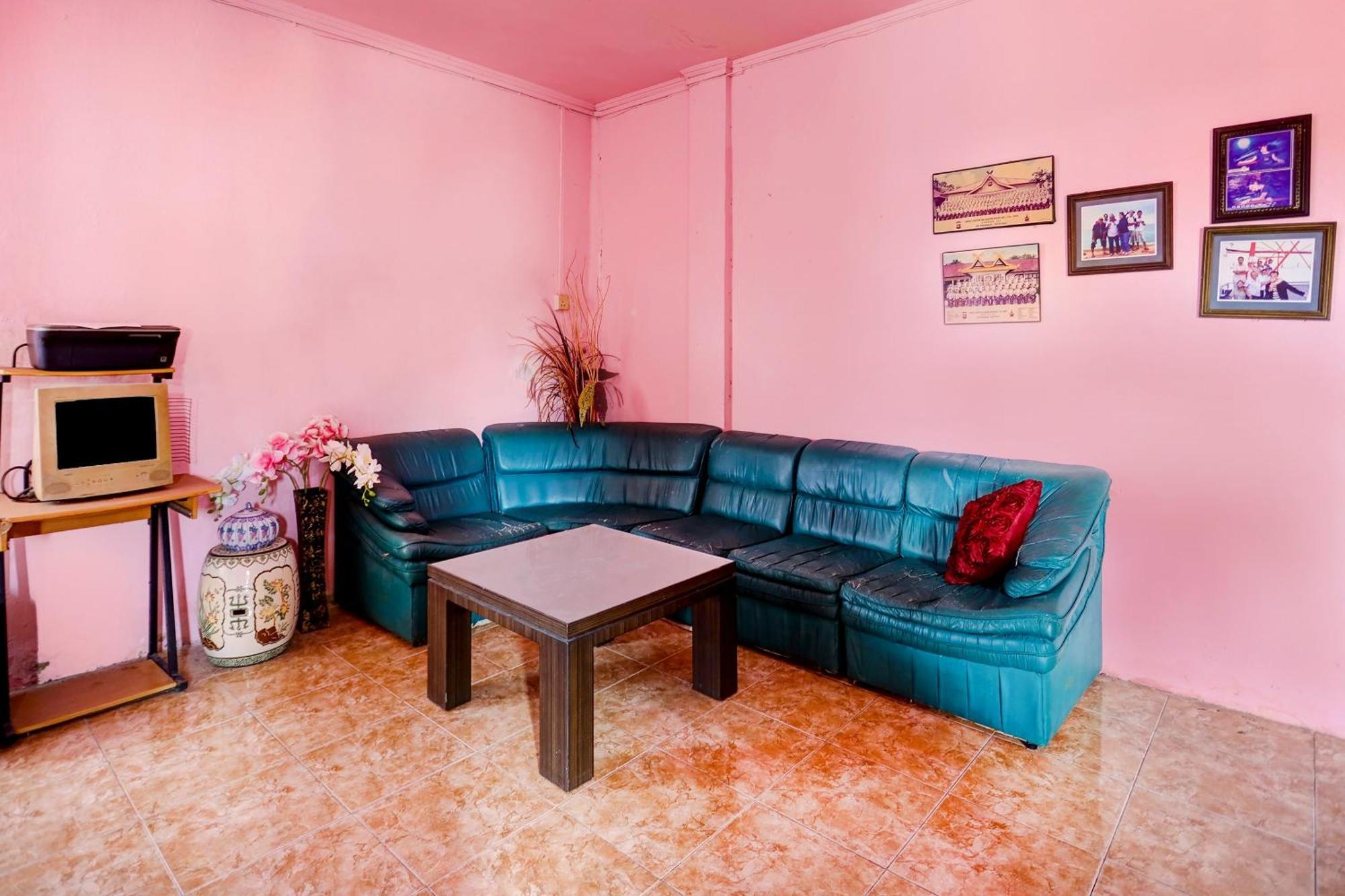 Oyo 92334 Abi Manyu Syariah Hotel นาโกยา ภายนอก รูปภาพ